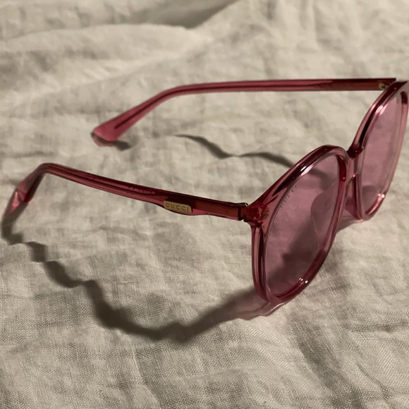 NWOT never worn pink oversized Gucci glasses - Picture 3 of 9